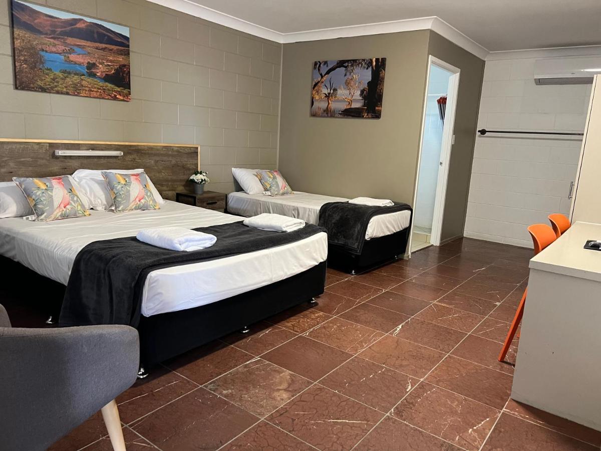 Spanish Lace Motor Inn Townsville Buitenkant foto