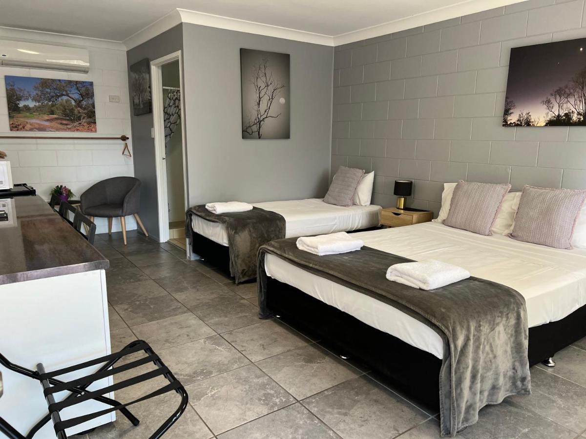 Spanish Lace Motor Inn Townsville Buitenkant foto