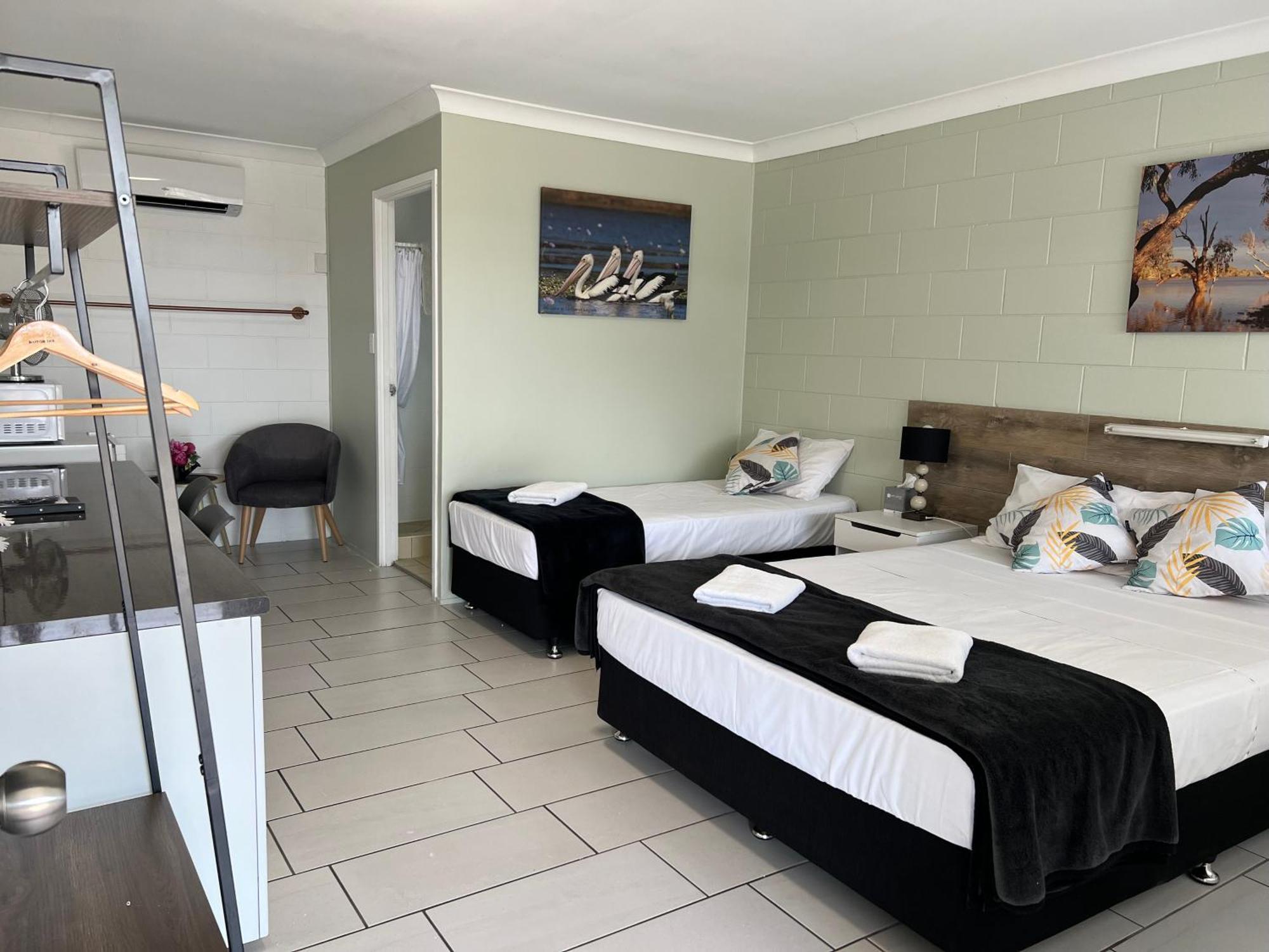 Spanish Lace Motor Inn Townsville Buitenkant foto