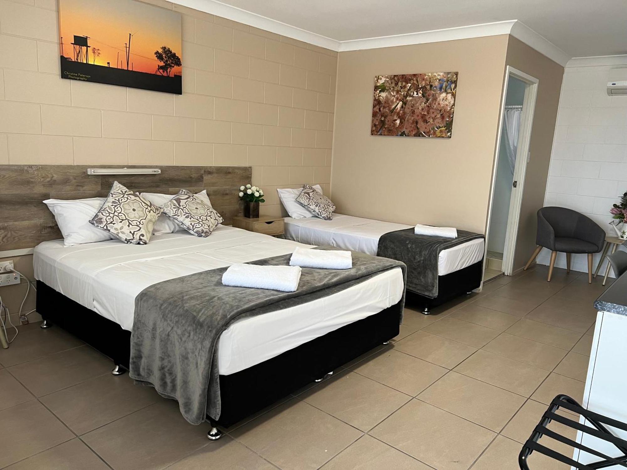 Spanish Lace Motor Inn Townsville Buitenkant foto