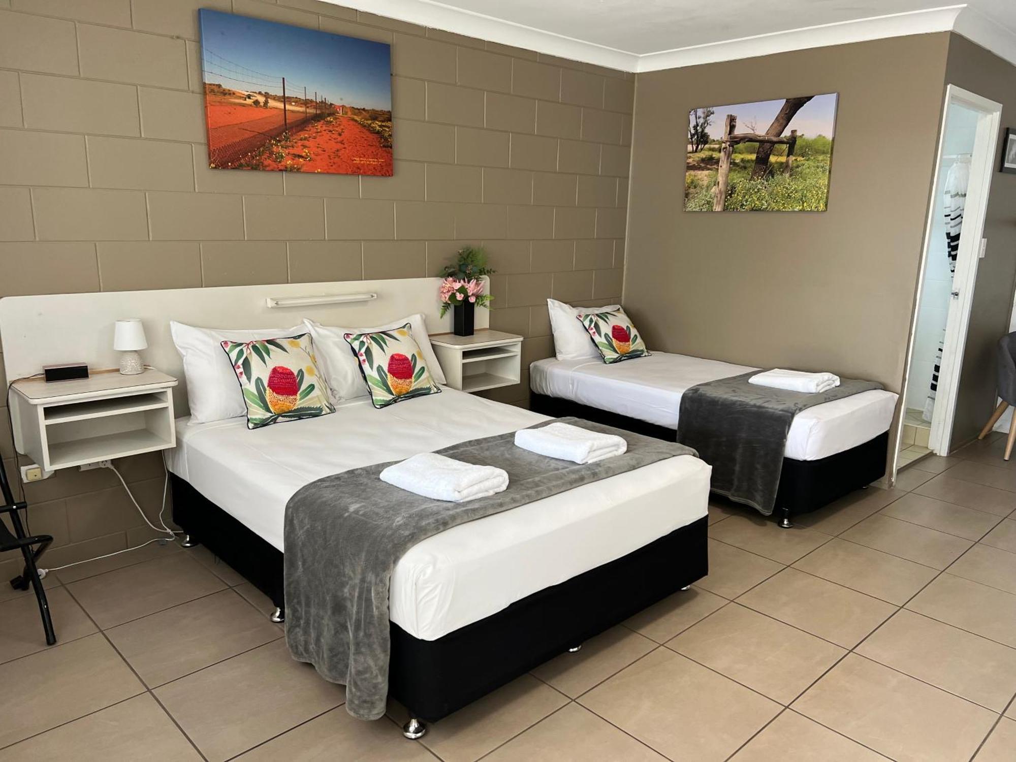 Spanish Lace Motor Inn Townsville Buitenkant foto