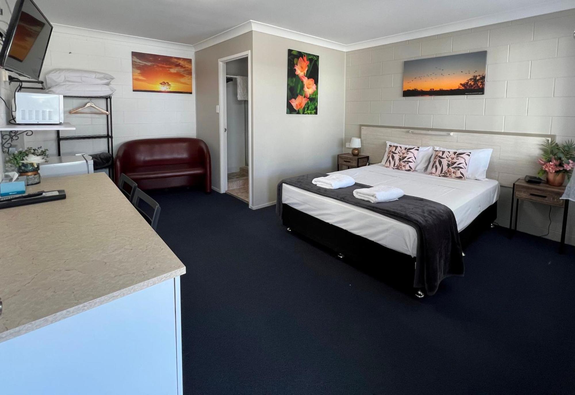 Spanish Lace Motor Inn Townsville Buitenkant foto