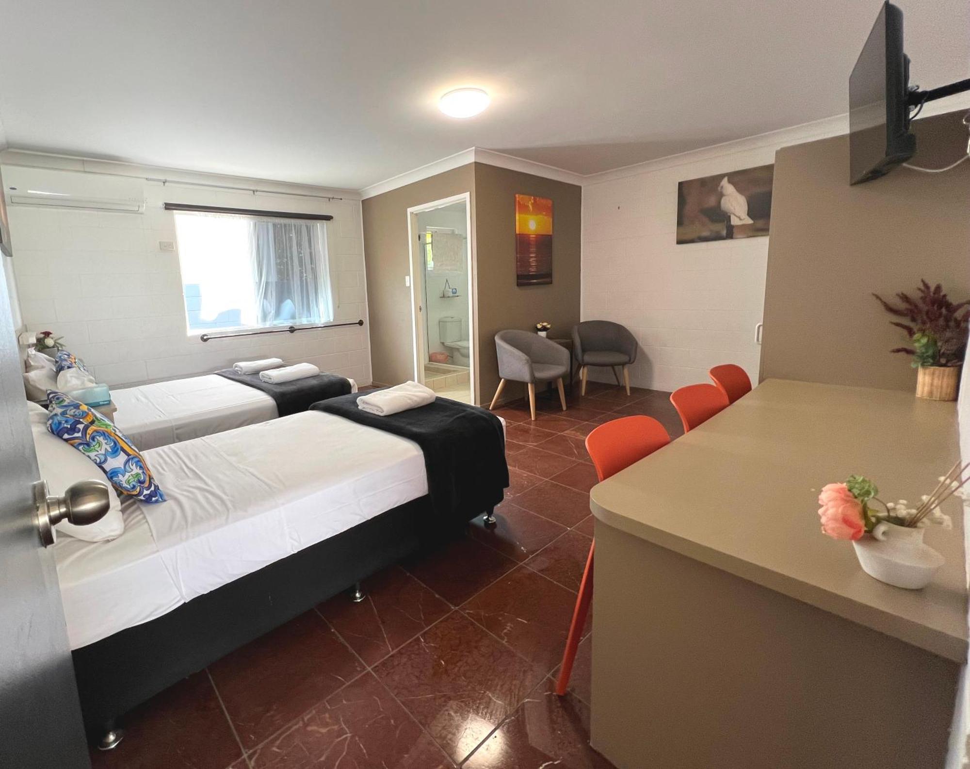 Spanish Lace Motor Inn Townsville Buitenkant foto